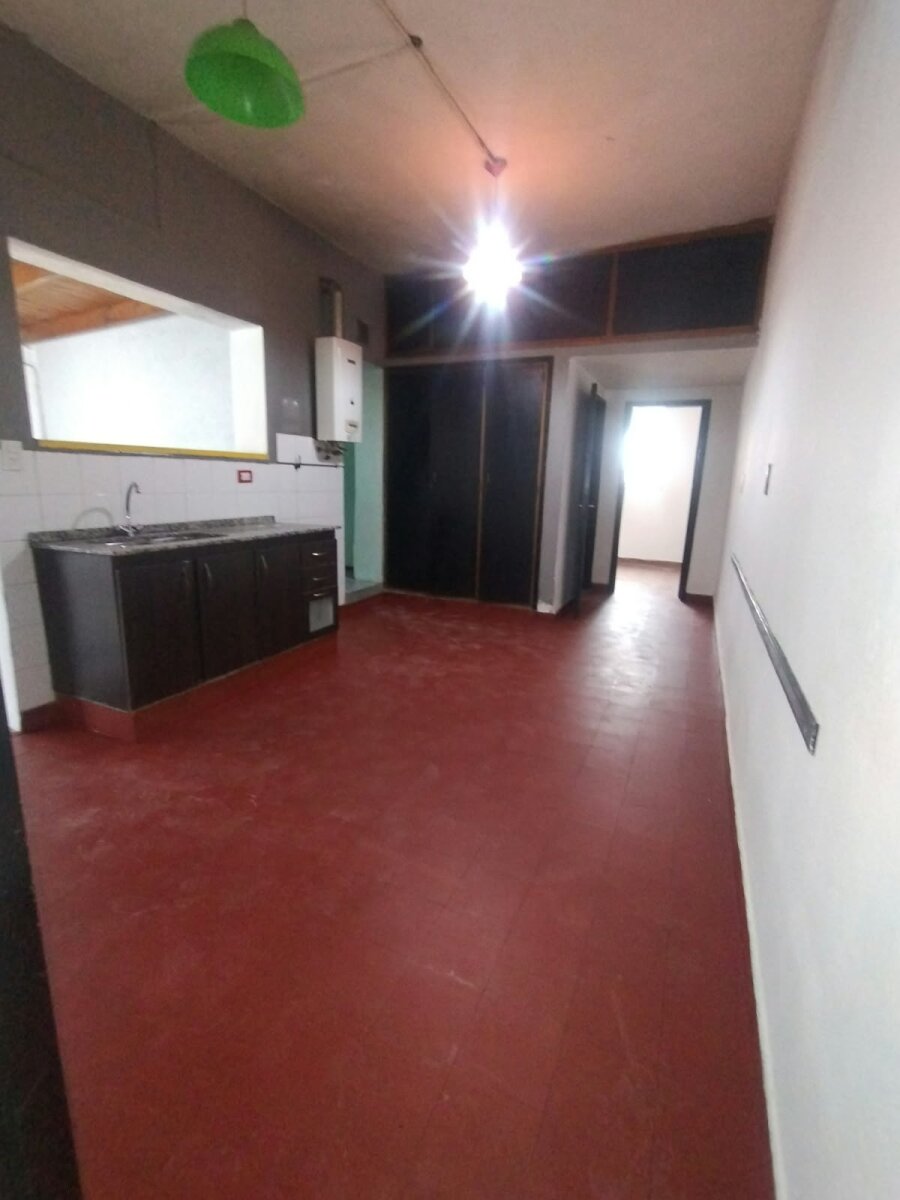 001 Casa tres dormitorios en Crisol Norte con cochera, patio y asador - 7