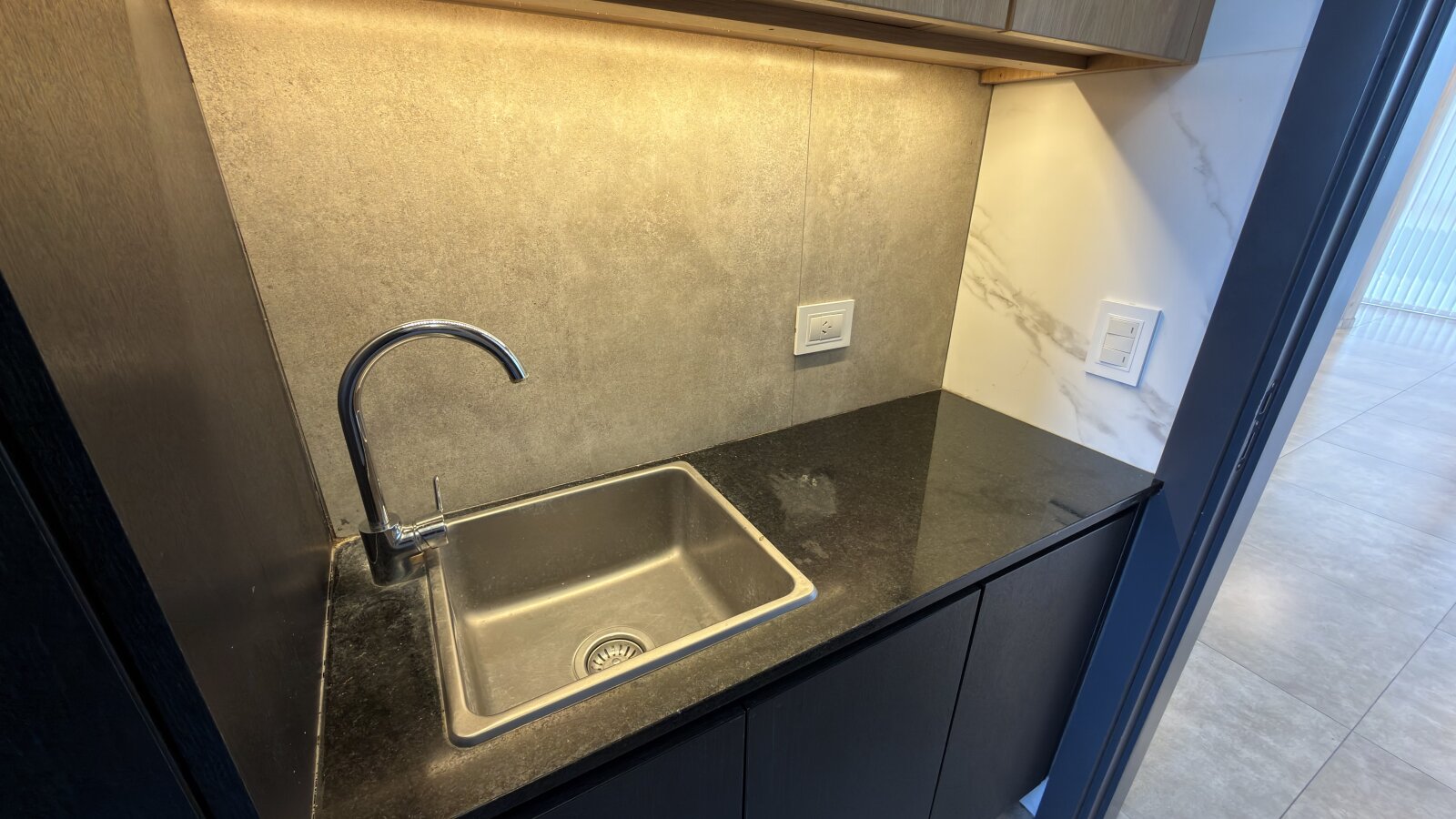 Oficina en alquiler - Zona Aldrey - Guemes - 16