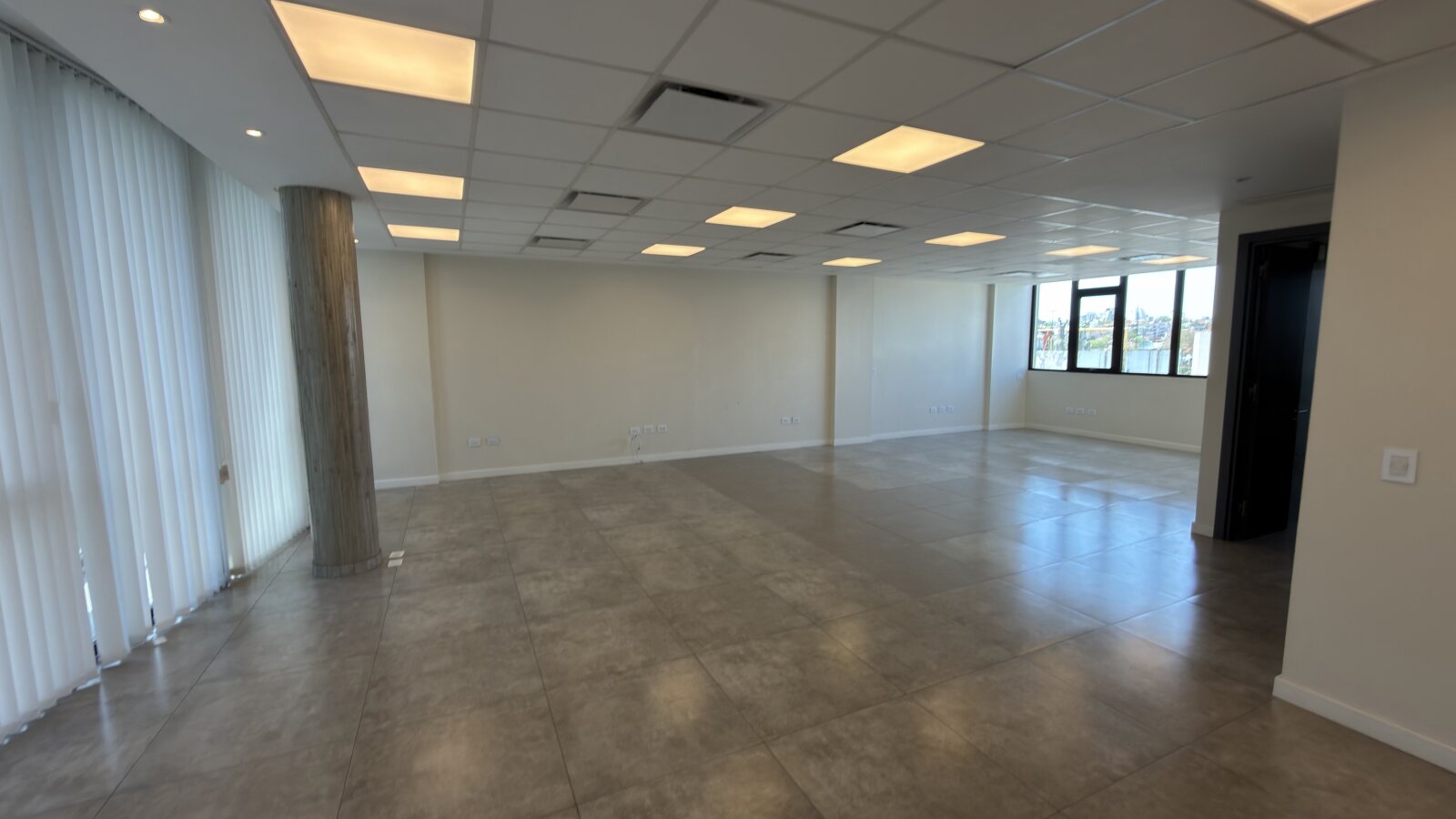 Oficina en alquiler - Zona Aldrey - Guemes - 13
