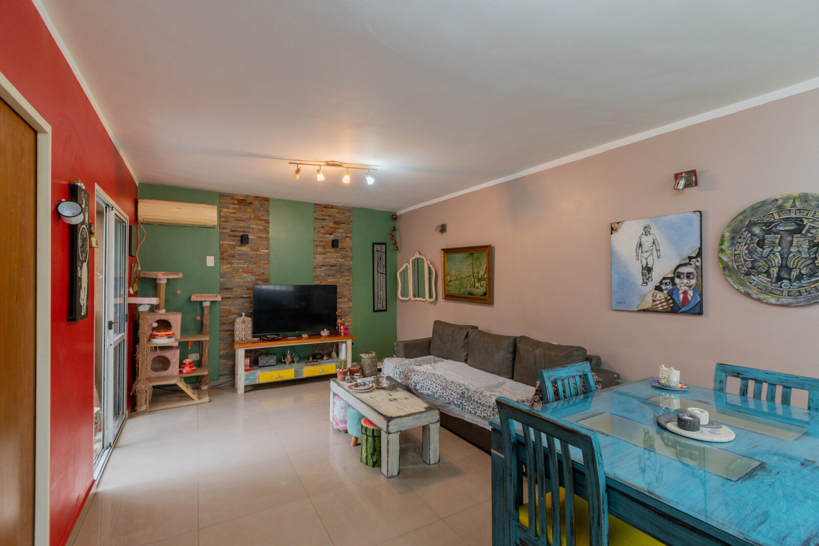 Venta. Casa 4 ambientes. Reciclada. Cochera. Patio. Quincho. Flores — foto 6