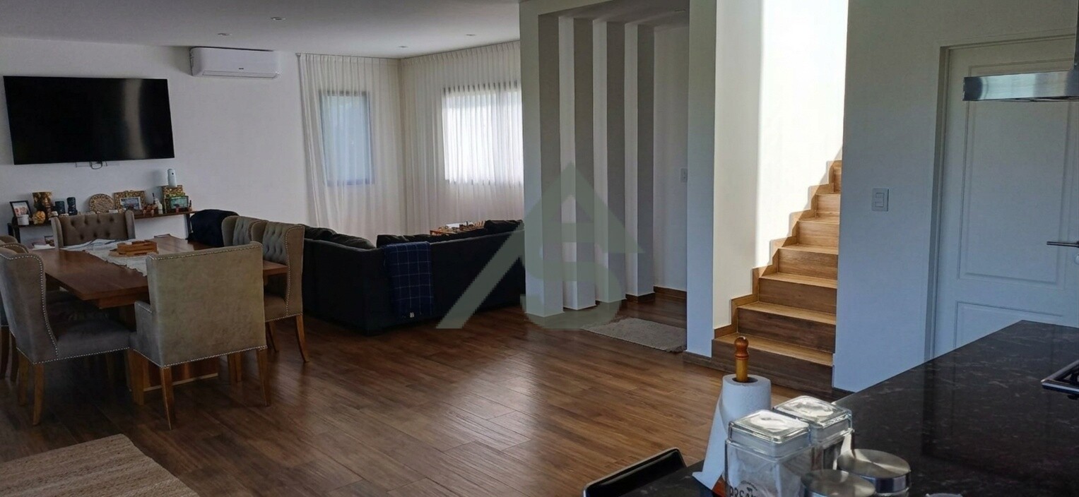 Casa En San Sebastian 4 Ambientes — foto 14
