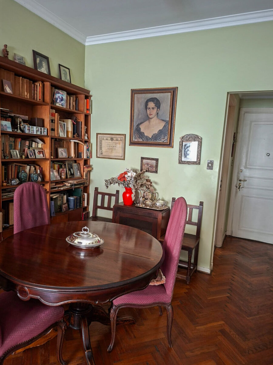 RECOLETA - LARREA 1300 - SEÑORIAL 4 AMB CON DEP. MUY LUMINOSO - 90m2 - U$S190.000 - 29