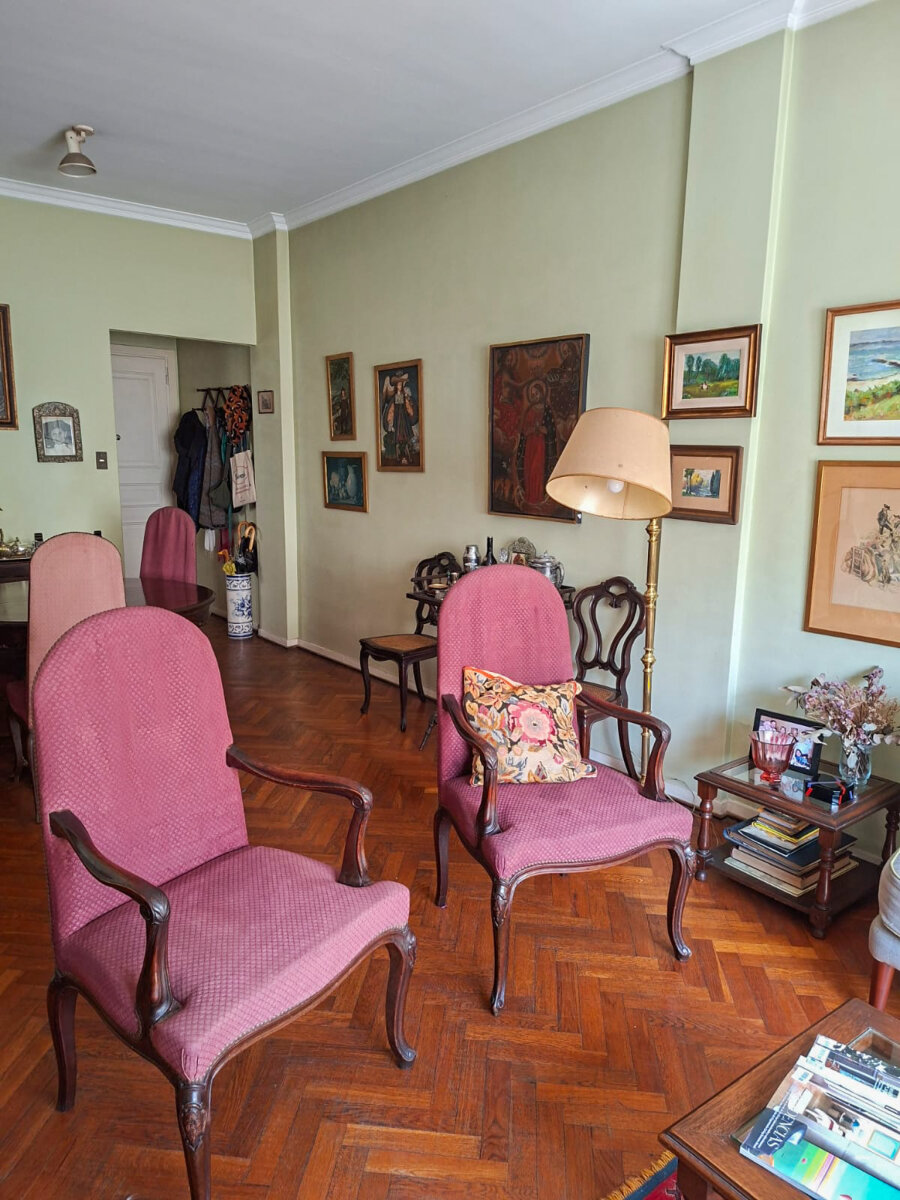 RECOLETA - LARREA 1300 - SEÑORIAL 4 AMB CON DEP. MUY LUMINOSO - 90m2 - U$S190.000 - 33