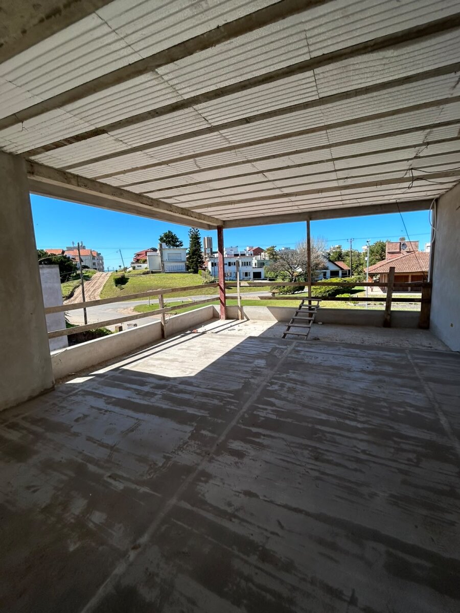 Casa a Estrenar - 200 metros del Mar - 100 metros del Golf - 2