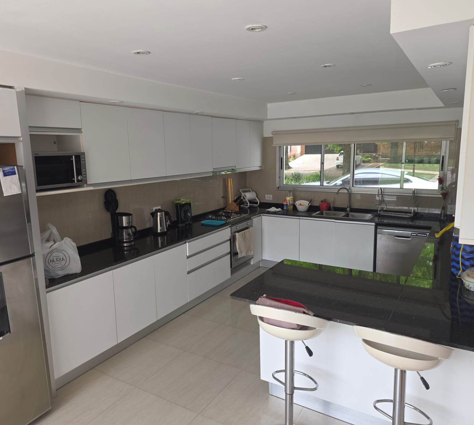 Casa en venta en Los Álamos, Ibarlucea – 550 m² cubiertos sobre 2.200 m² de terreno — foto 9