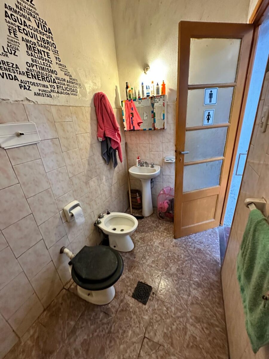 VENTA DEPARTAMENTO DE PASILLO 2 DORMITORIOS GABOTO 1200 - Patio y terraza - 9