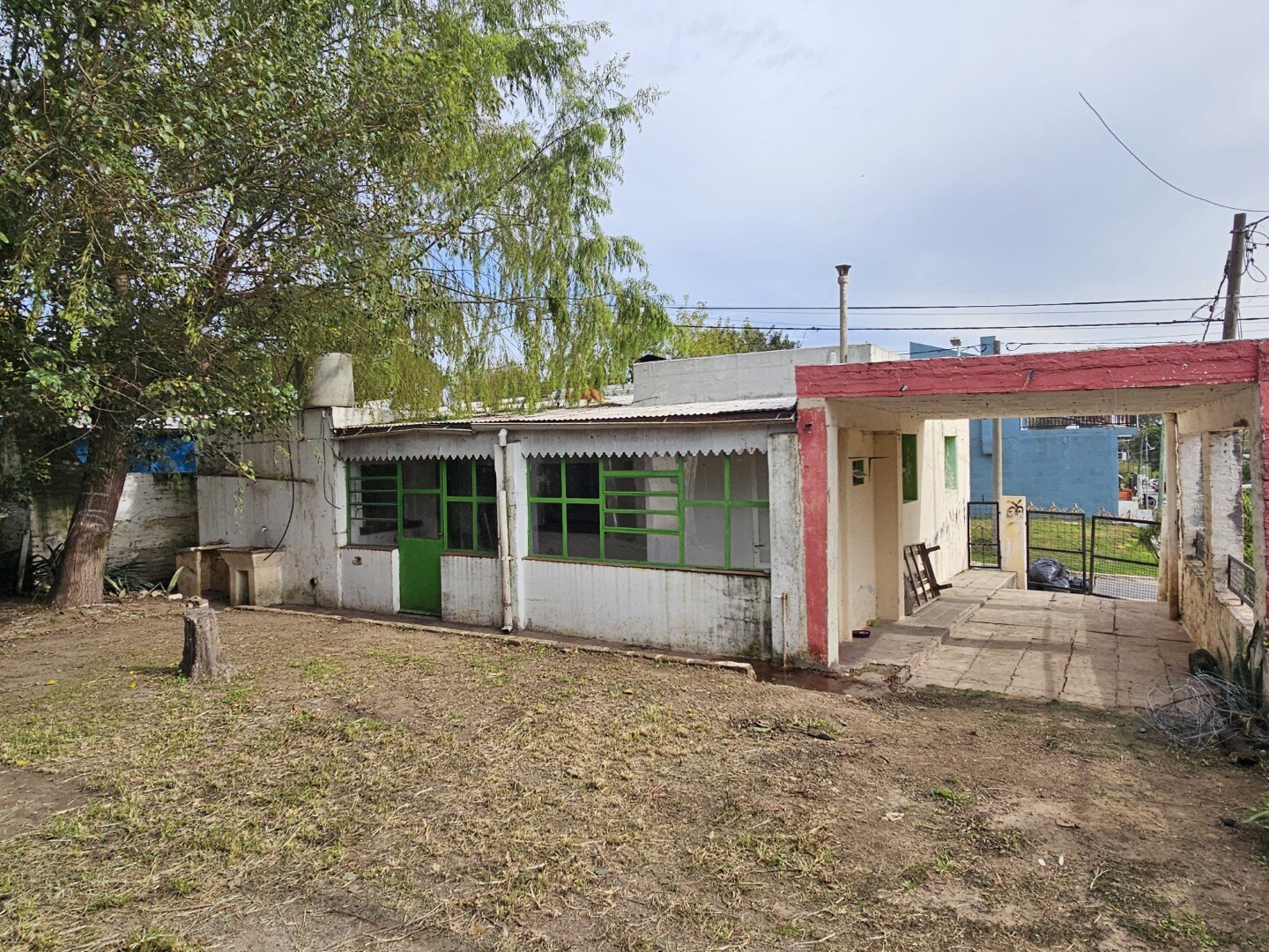 Casa a refaccionar, exclente esquina. Abasolo y Berutti — foto 8