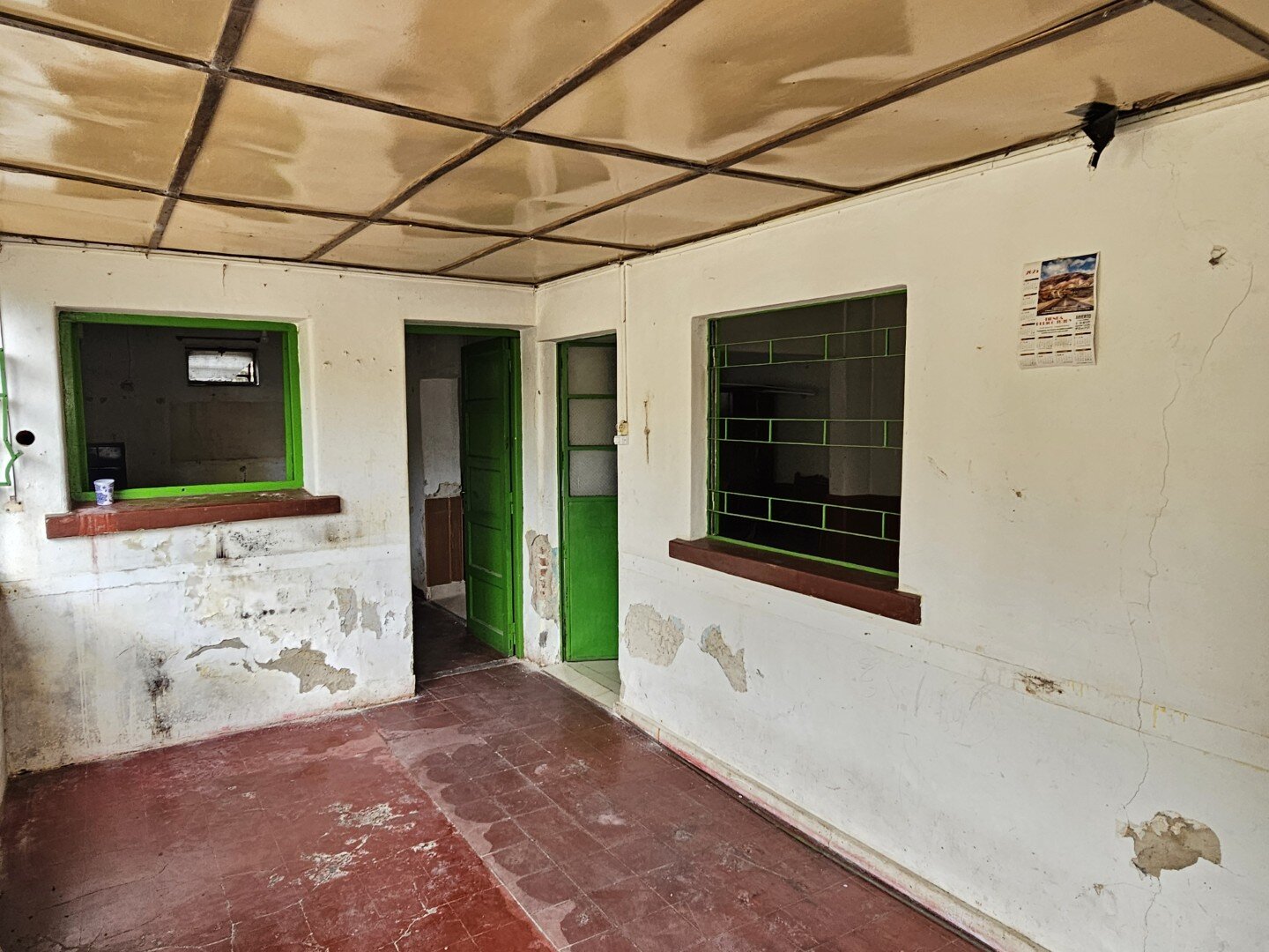 Casa a refaccionar, exclente esquina. Abasolo y Berutti — foto 11