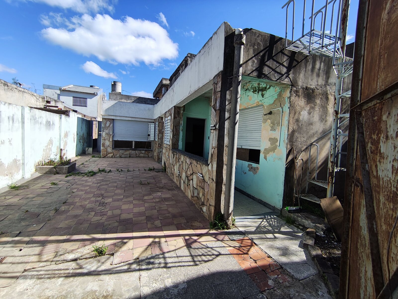 Liquidacion Casa Interna con gran terreno/galpon. Amenabar 3300. Rosario. — foto 3