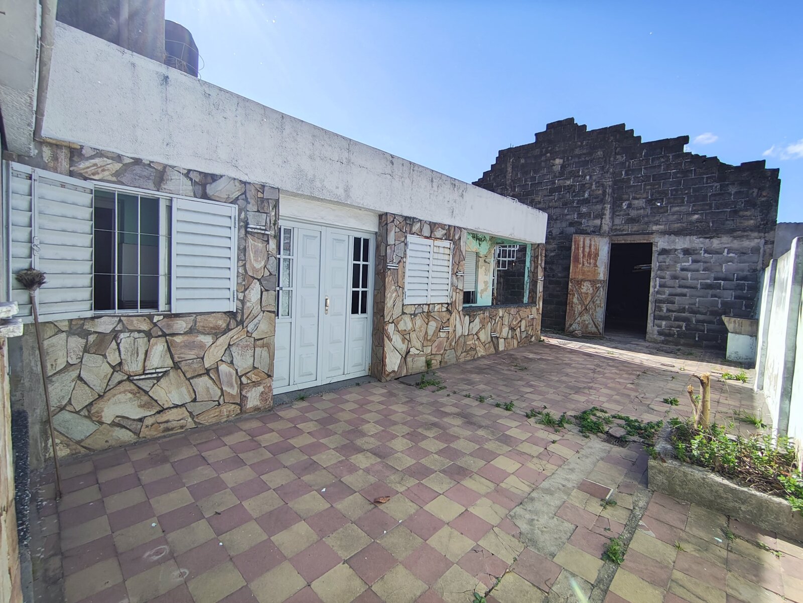 Liquidacion Casa Interna con gran terreno/galpon. Amenabar 3300. Rosario. — foto 2
