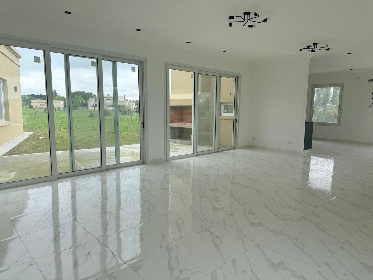 VENTA-Casa 4 amb. en Medal Country Club Acepta Permuta/Financiación — foto 9