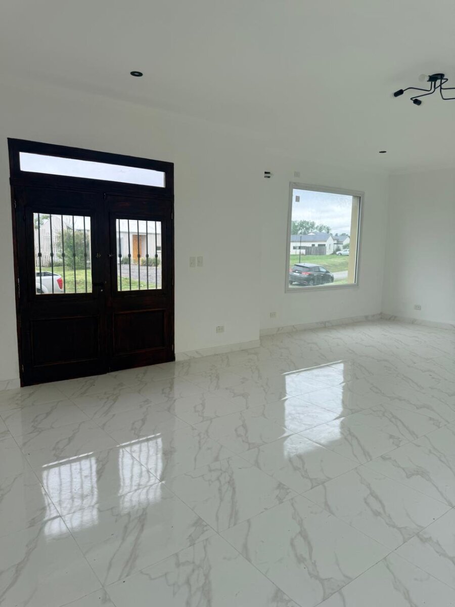 VENTA-Casa 4 amb. en Medal Country Club Acepta Permuta/Financiación — foto 4
