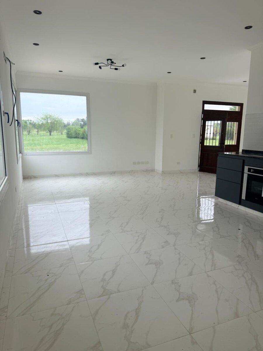 VENTA-Casa 4 amb. en Medal Country Club Acepta Permuta/Financiación — foto 5