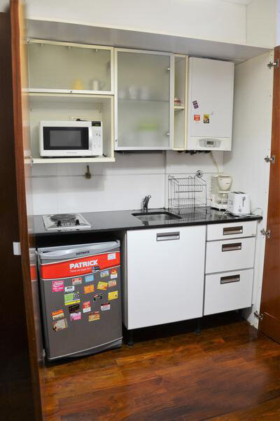 Nuñez, Ibera 2300, piso 3, 1 amb, u$s 600 incluído con tope de $ 20,000 de luz. 07-11-26 - 10