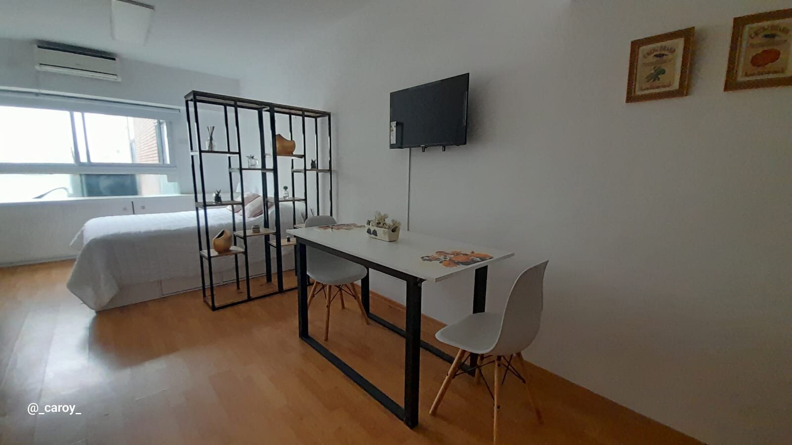 Tribunales, Uruguay 600, piso 8 I, 35m2, u$s 500 + Expensas aprox $ 150,000 ) + servicios - 3
