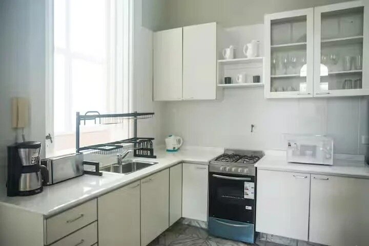 Monserrat, Chile 900, 3 amb, 80m2, u$S 2,000 - 18