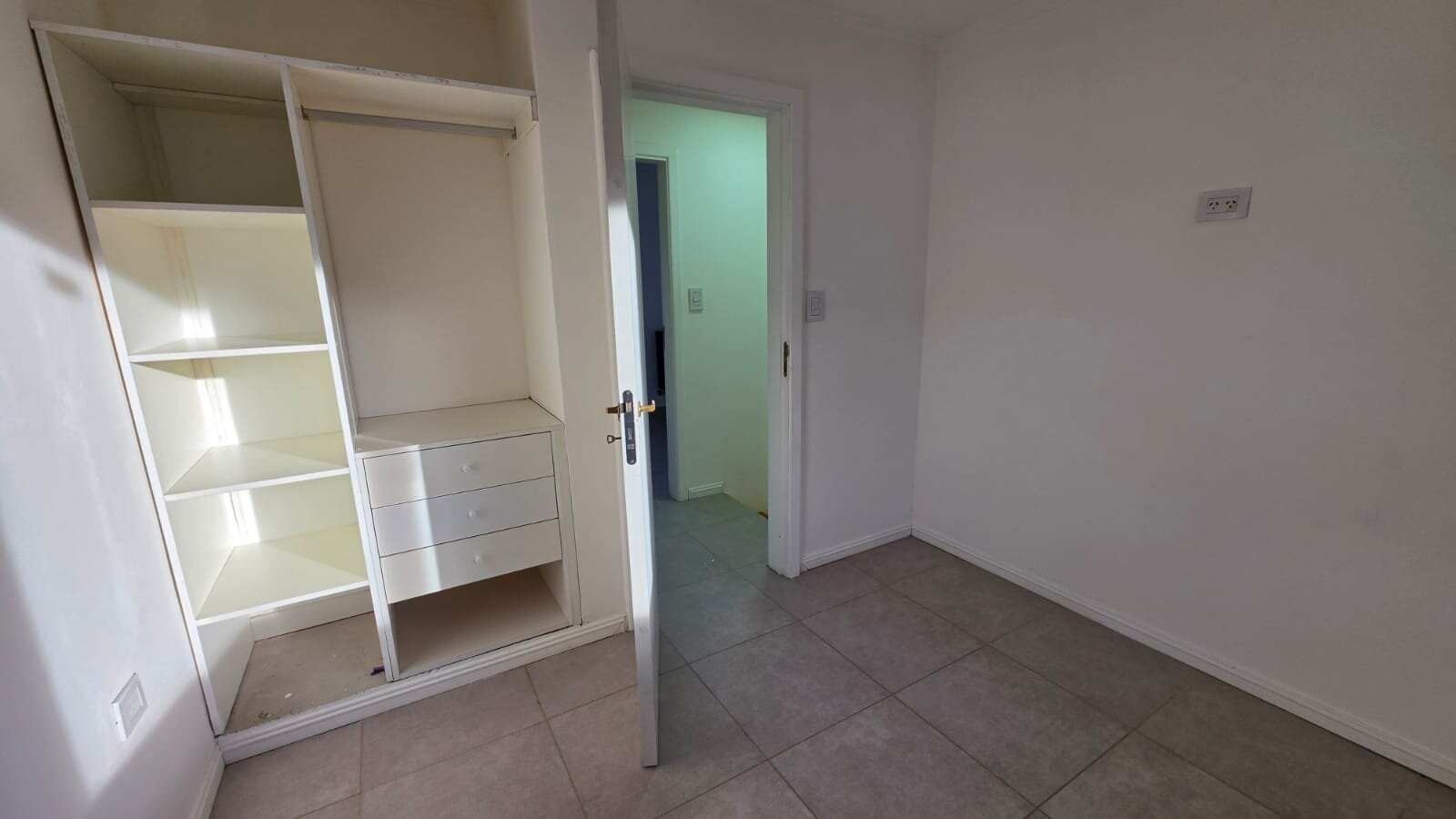 DÚPLEX DE 2 DORMITORIOS EN BARRIO BUENOS AIRES — foto 9