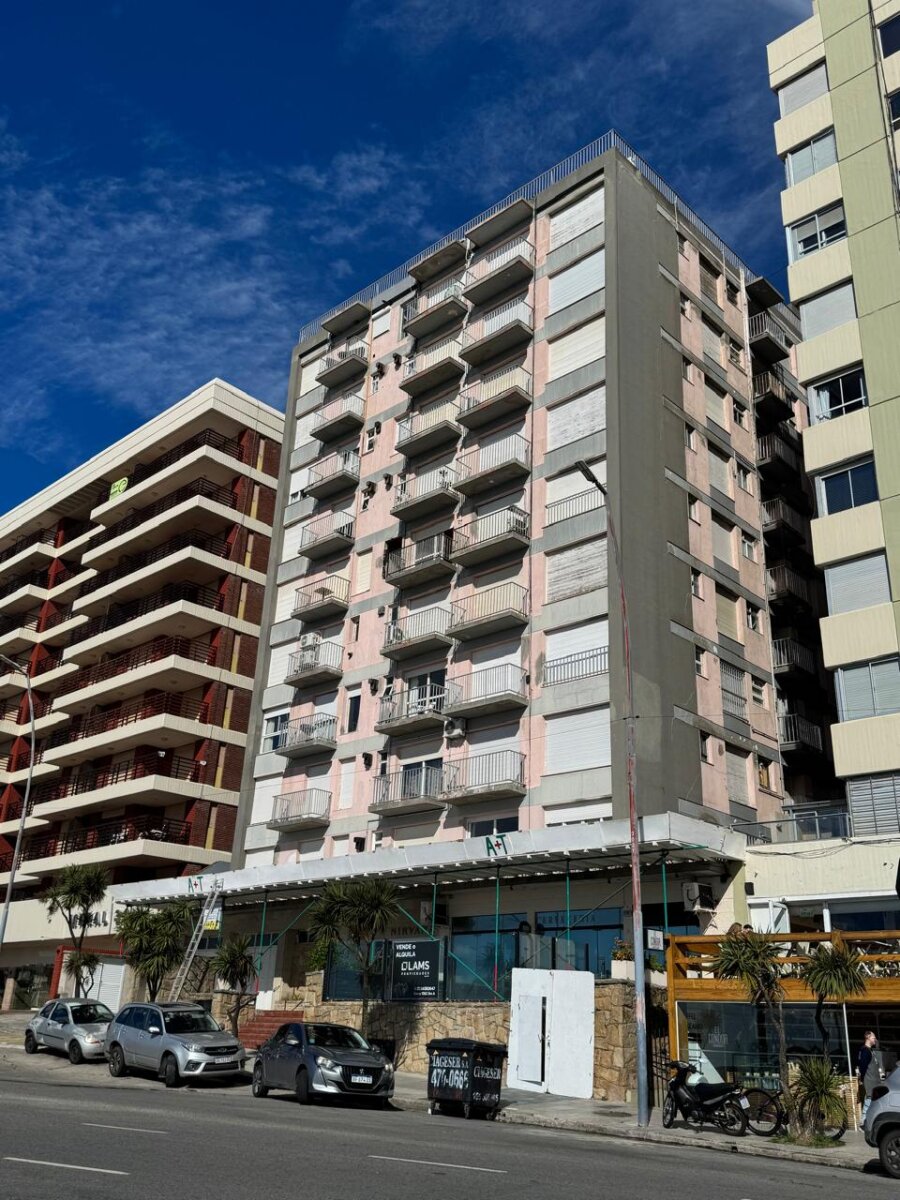DEPARTAMENTO 2 AMBIENTES - VISTA AL MAR - 18