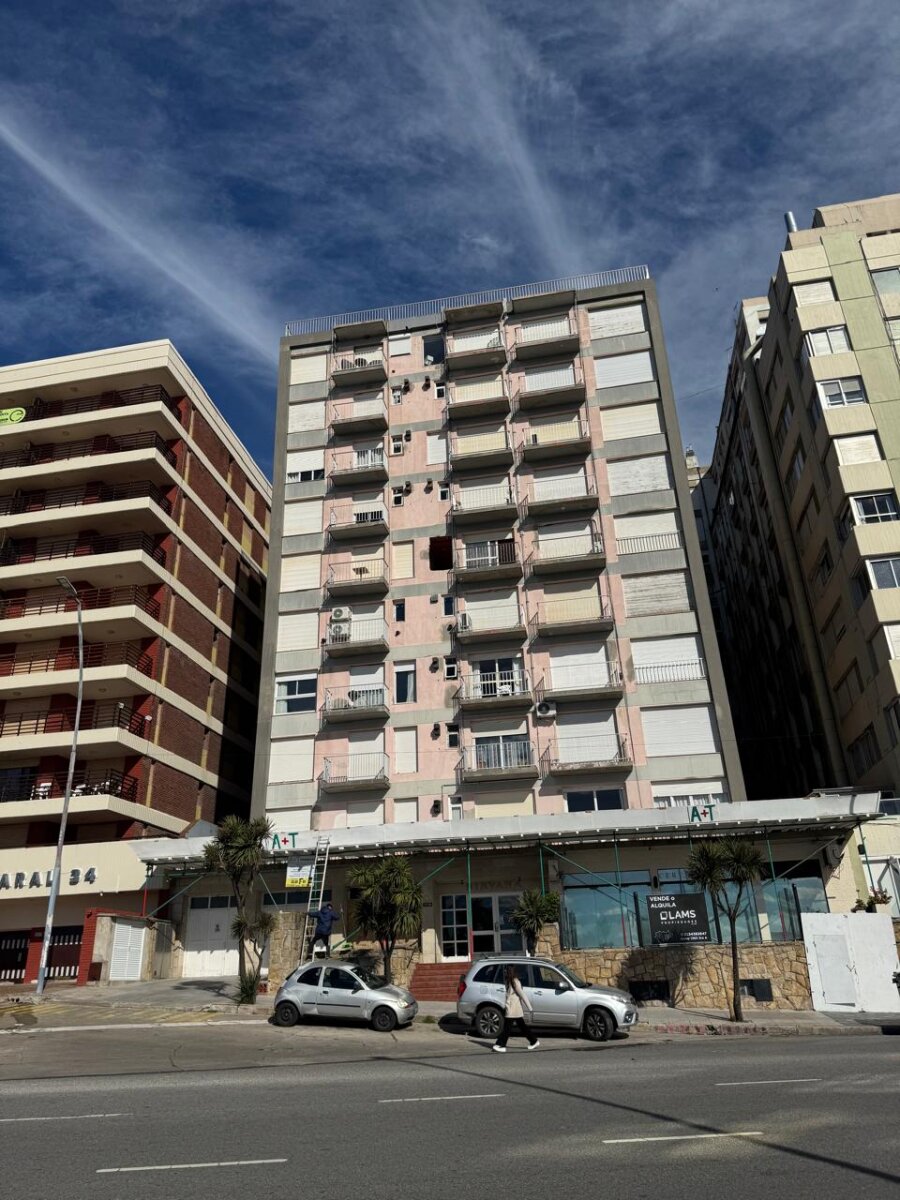 DEPARTAMENTO 2 AMBIENTES - VISTA AL MAR - 19