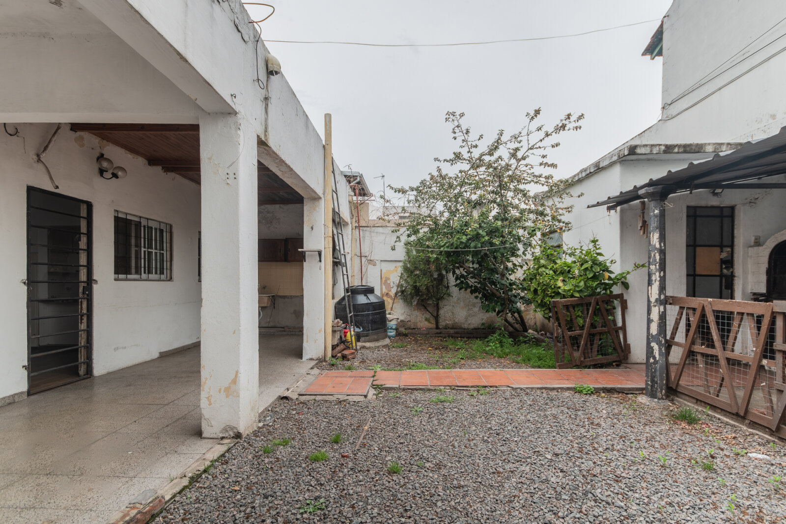 Casa en Esquina | 4 Ambientes | Patio | San Antonio de Padua - 25