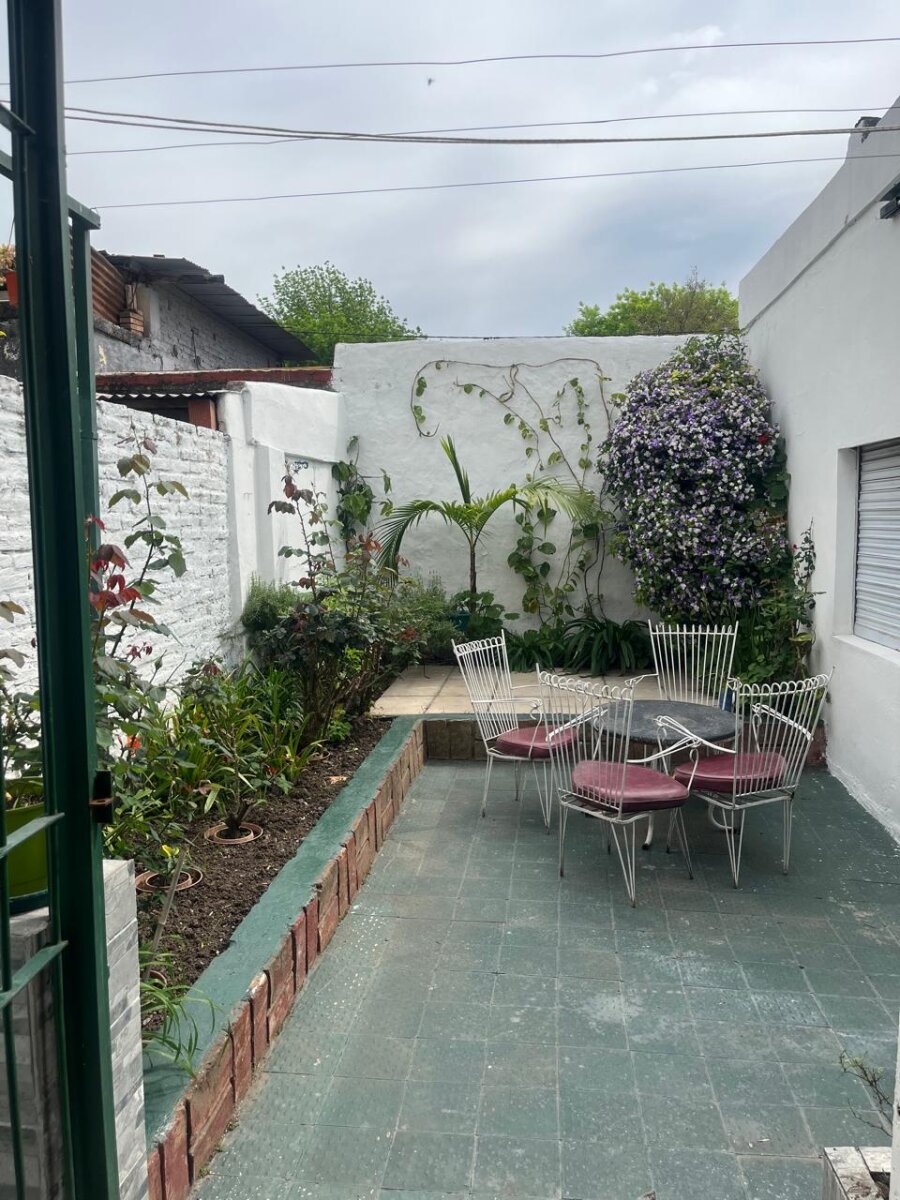 PESSAN Y LARREA BARRIO AZCUENAGA AMPLIA CASA 3 DORMITORIOS - 25