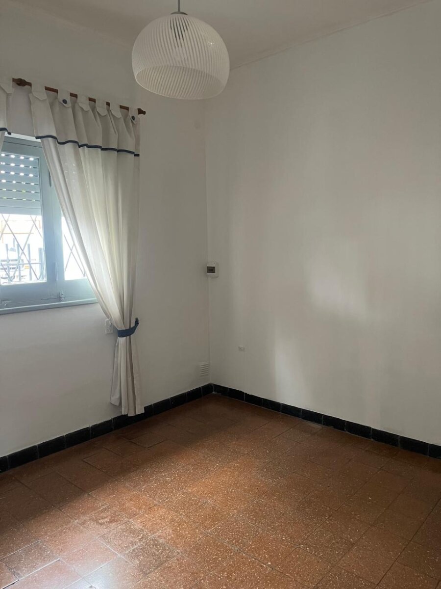 PESSAN Y LARREA BARRIO AZCUENAGA AMPLIA CASA 3 DORMITORIOS - 22