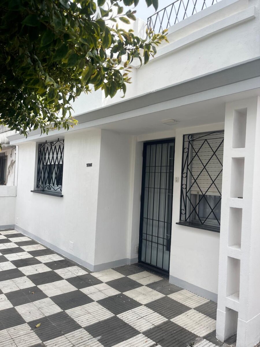 PESSAN Y LARREA BARRIO AZCUENAGA AMPLIA CASA 3 DORMITORIOS — foto 4