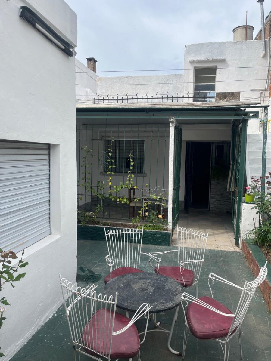PESSAN Y LARREA BARRIO AZCUENAGA AMPLIA CASA 3 DORMITORIOS - 26