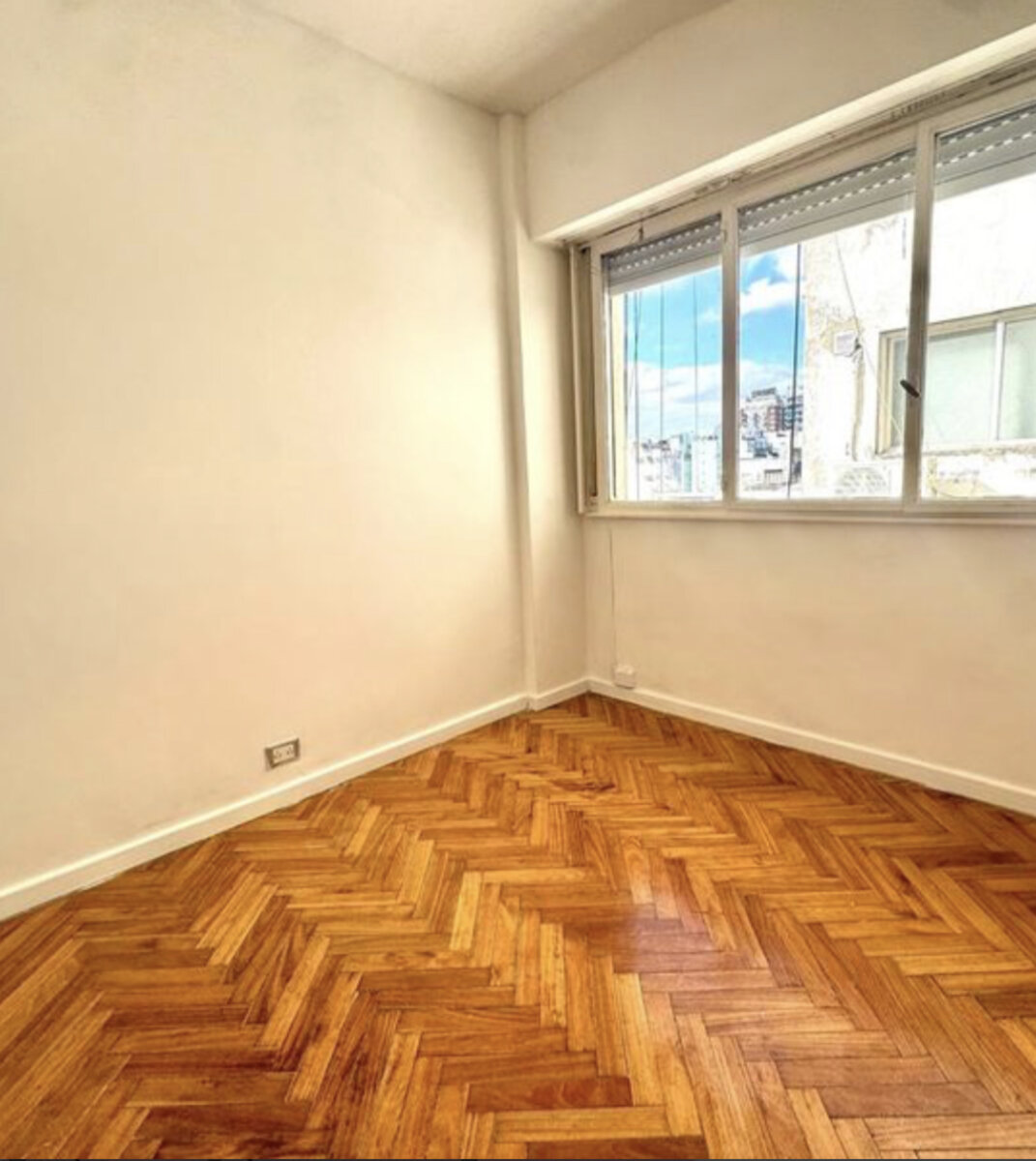 BELGRANO - OPORTUNIDAD!! 2 AMB LUMINOSOS A RECICLAR - U$S100.000 — foto 6