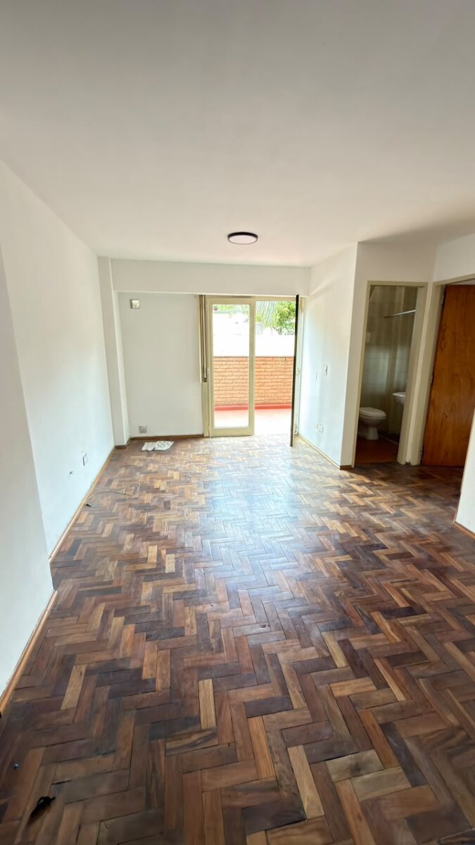 A metros del Parque las Tejas - Departamento de un dormitorio c/balcón