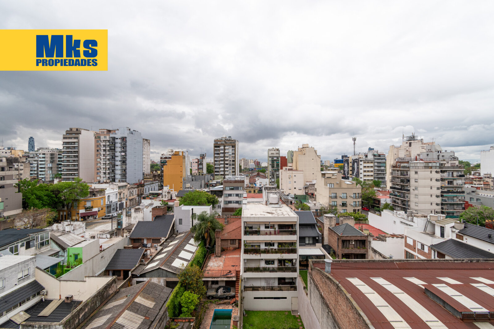 Departamento de 5 Ambientes c/dep en Venta 204 m2 con balcon aterrazado, cochera y baulera. — foto 9