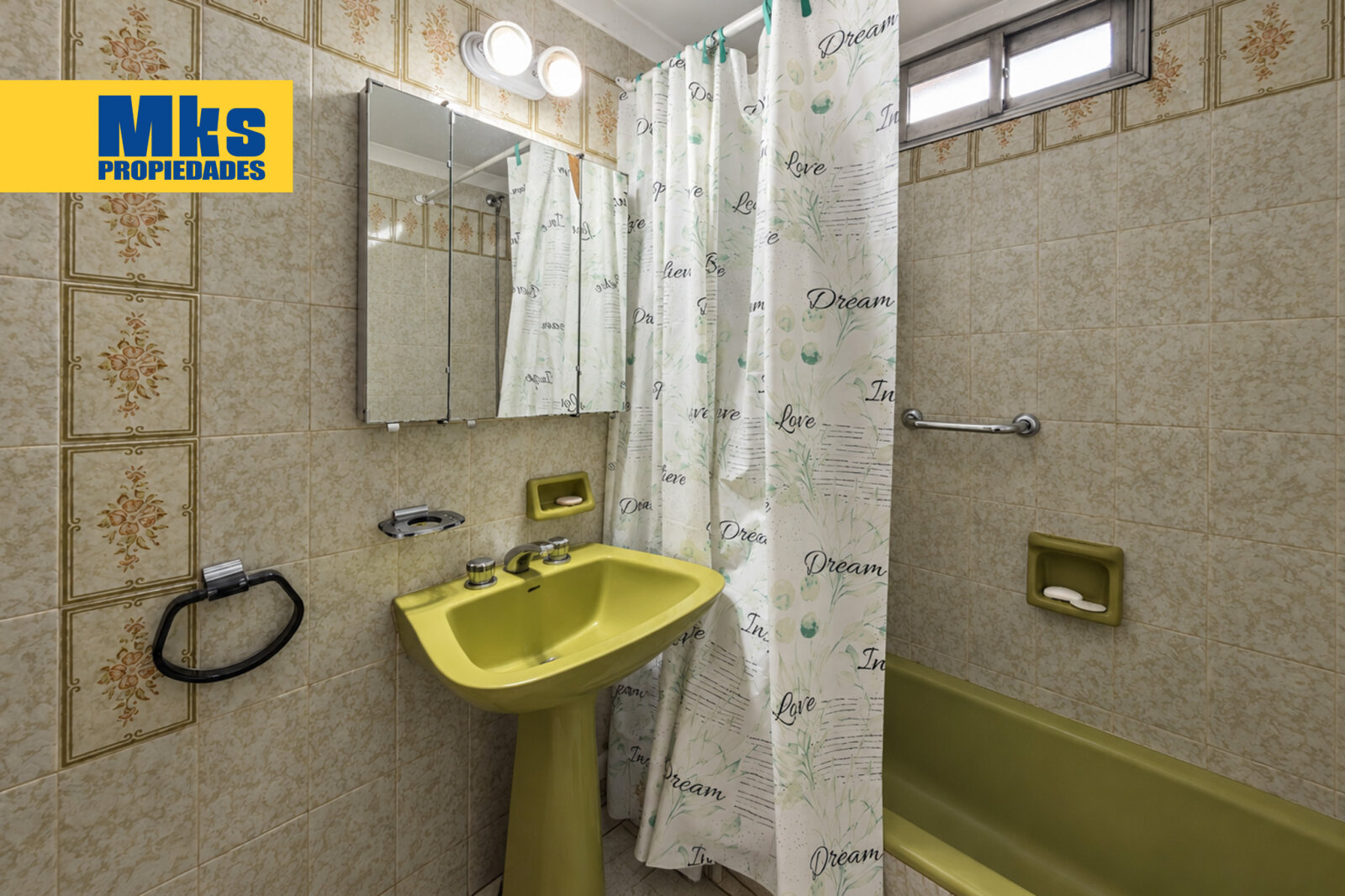 Departamento de 5 Ambientes c/dep en Venta 204 m2 con balcon aterrazado, cochera y baulera. - 16