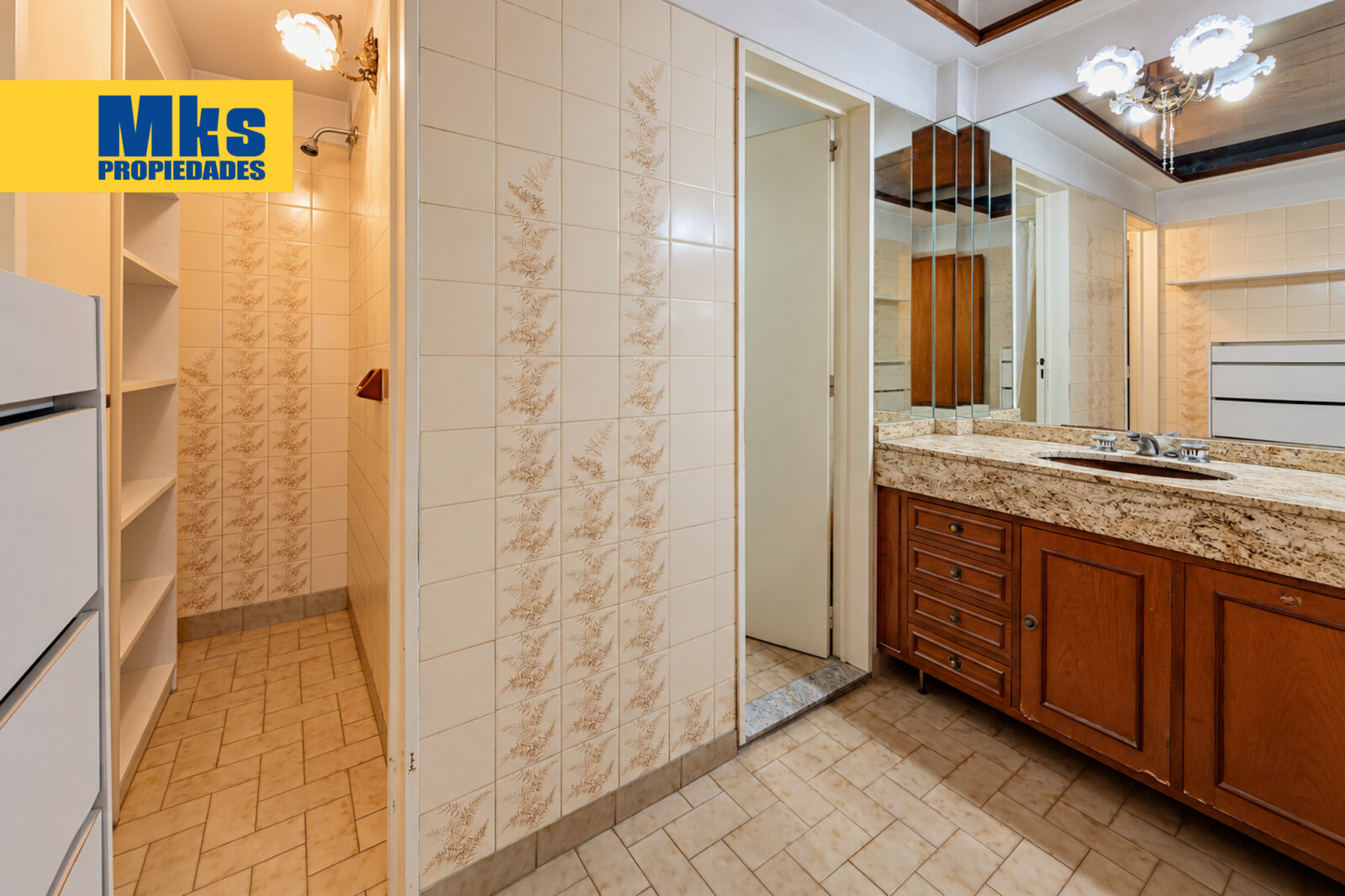 Departamento de 5 Ambientes c/dep en Venta 204 m2 con balcon aterrazado, cochera y baulera. - 22