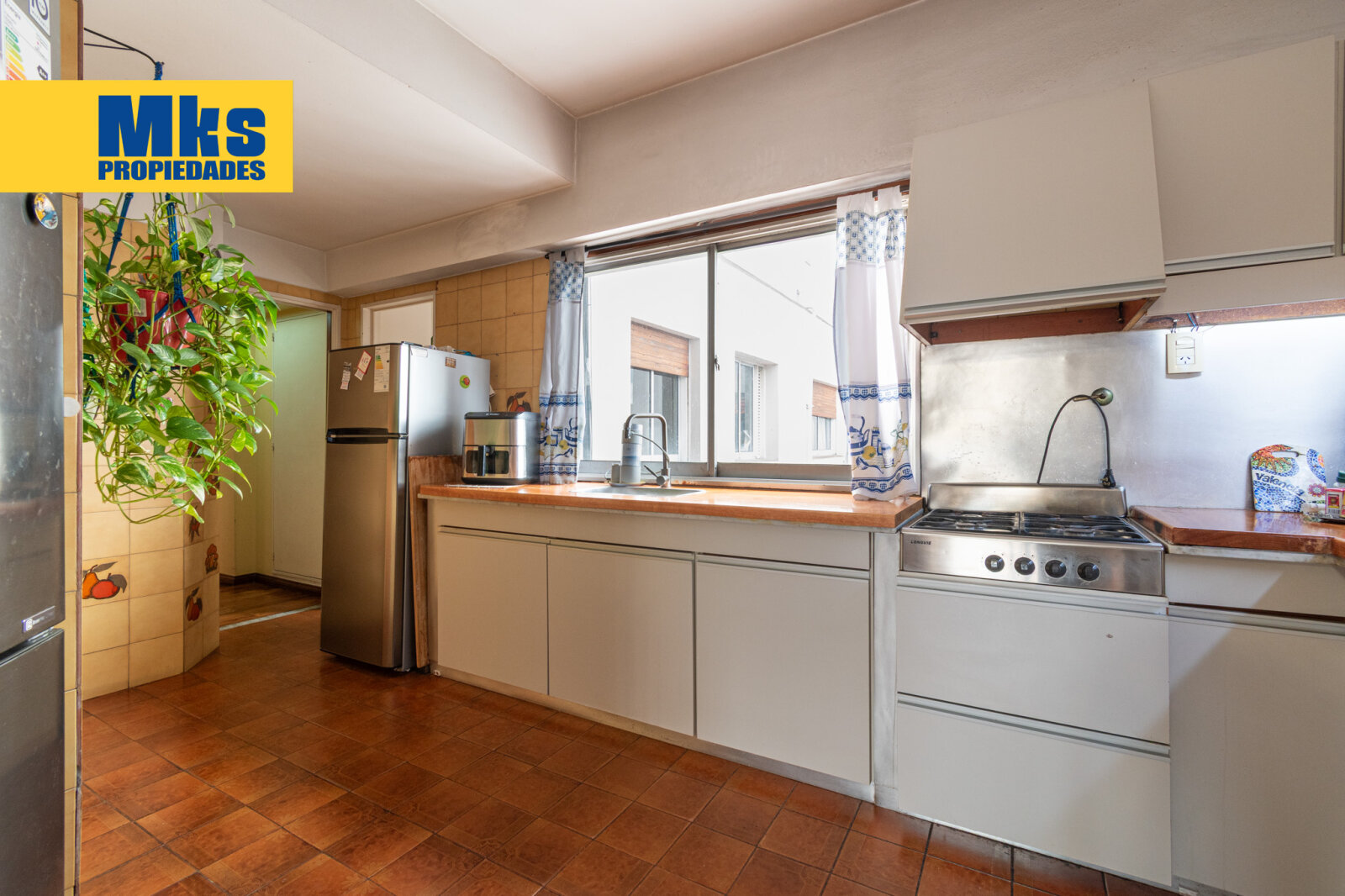Departamento de 5 Ambientes c/dep en Venta 204 m2 con balcon aterrazado, cochera y baulera. — foto 14