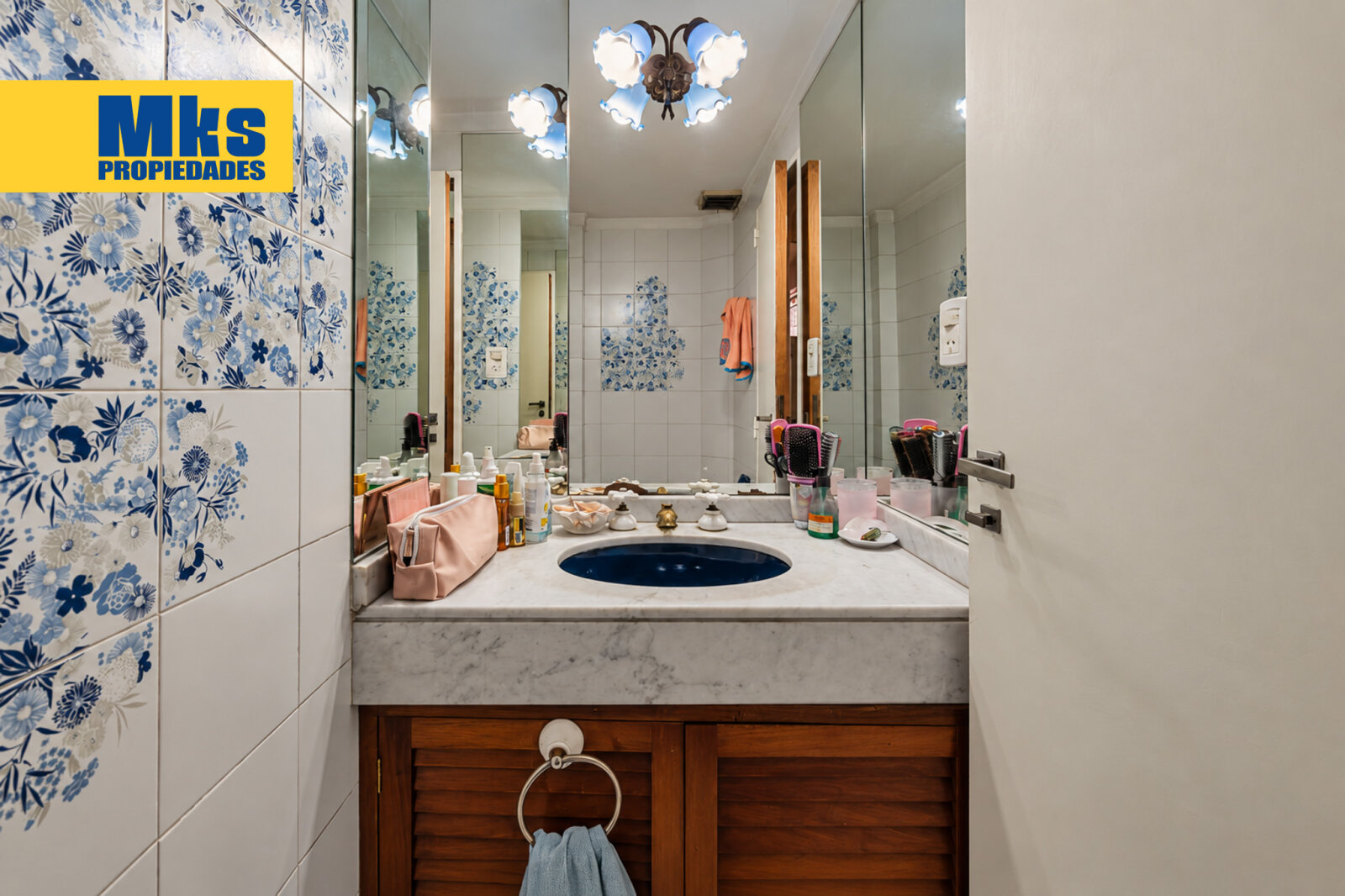 Departamento de 5 Ambientes c/dep en Venta 204 m2 con balcon aterrazado, cochera y baulera. - 34