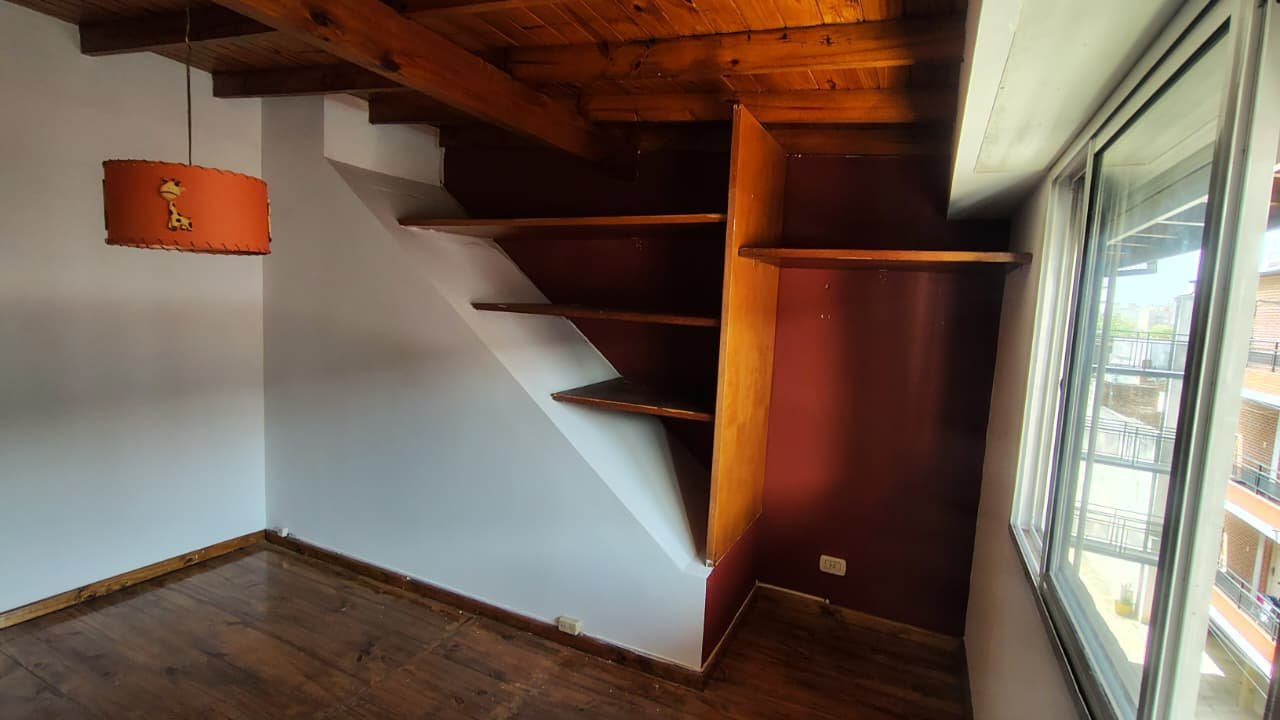 Departamento 3 ambientes/ tipo duplex - Alquiler - 18