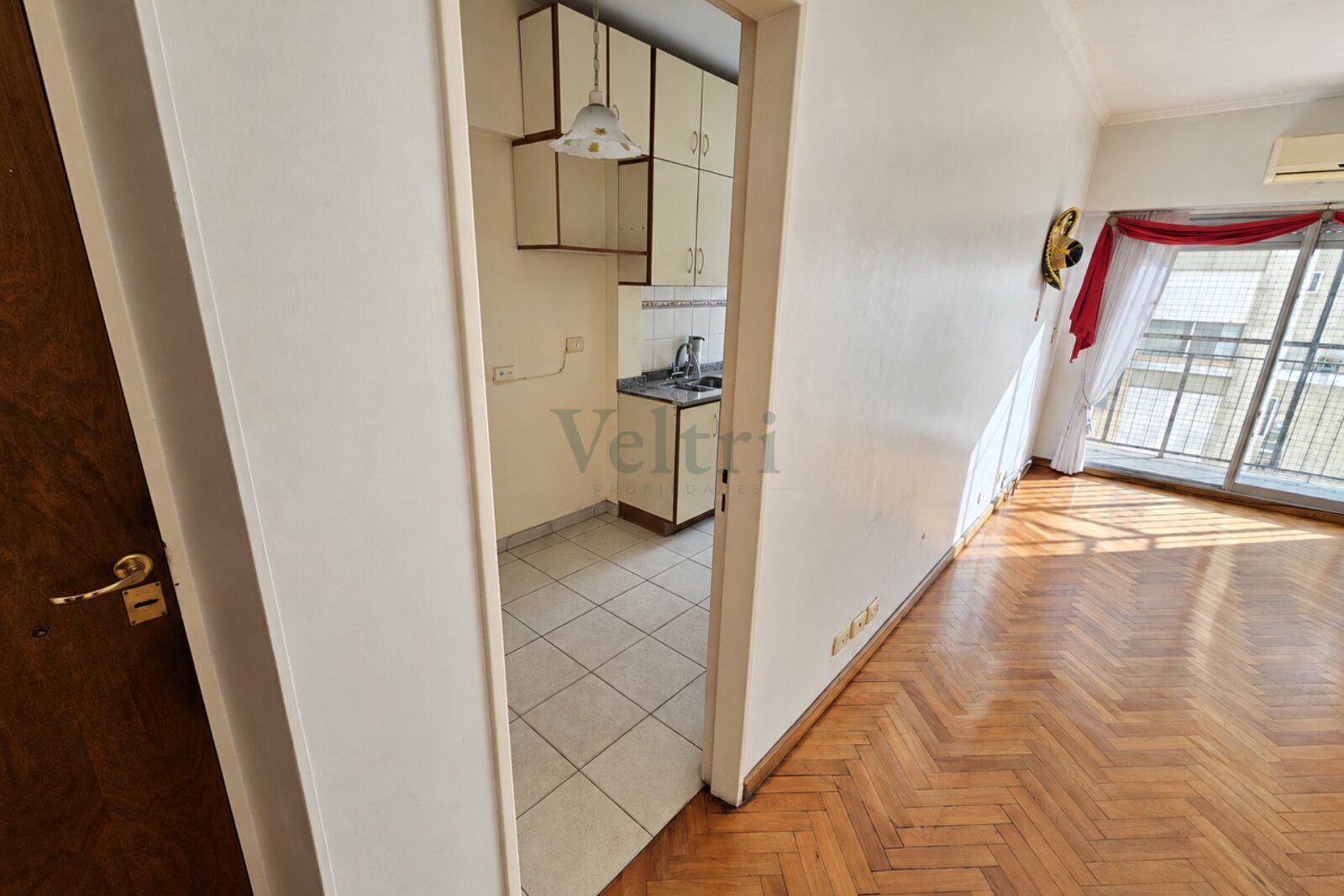 VENTA DEPARTAMENTO 4 AMBIENTES CON BAULERA - 8