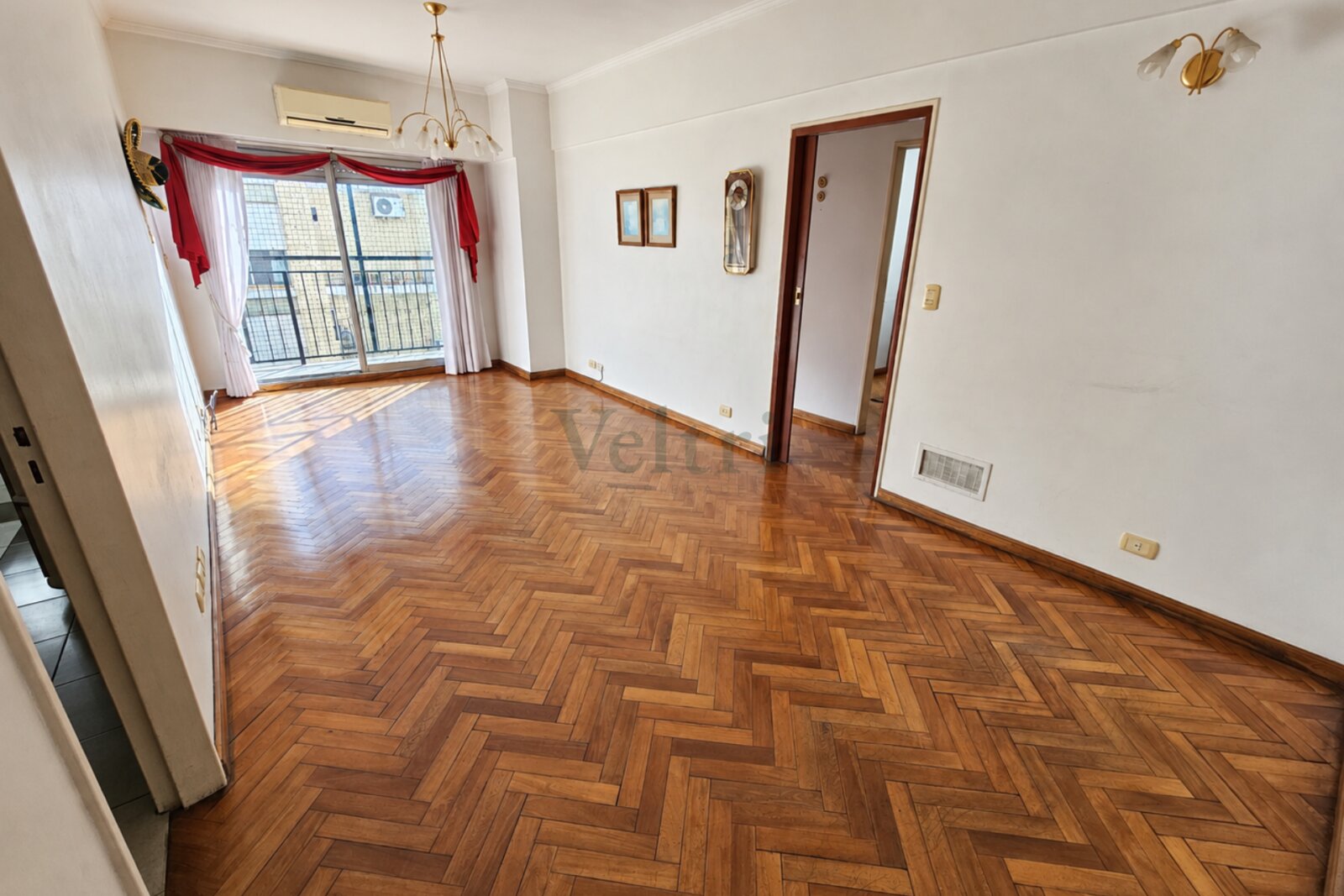 VENTA DEPARTAMENTO 4 AMBIENTES CON BAULERA - 3