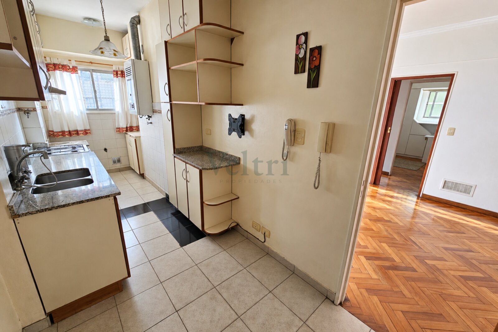 VENTA DEPARTAMENTO 4 AMBIENTES CON BAULERA - 11
