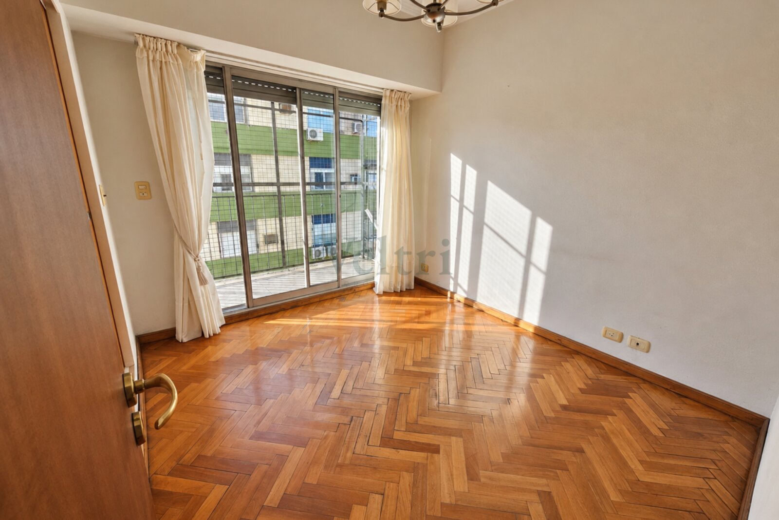 VENTA DEPARTAMENTO 4 AMBIENTES CON BAULERA - 16
