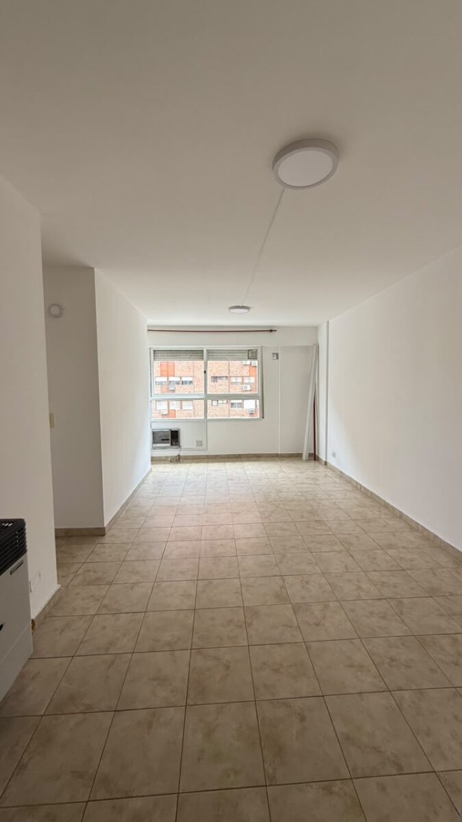 Maipú 10 - Excelente ubicación - Un dormitorio - Imagen 2