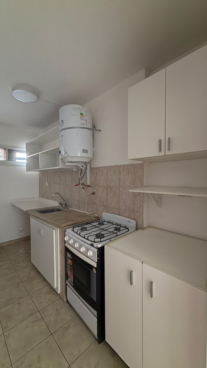 Maipú 10 - Excelente ubicación - Un dormitorio - Imagen 5