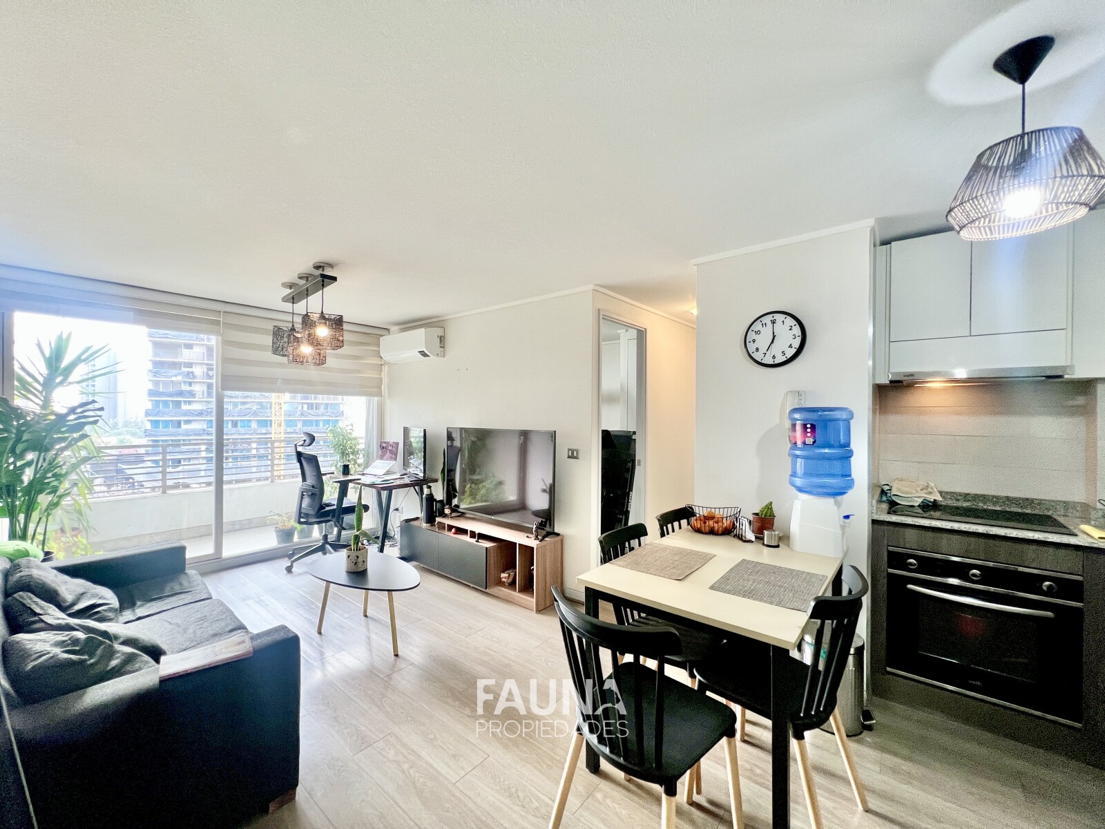 Moderno – Metro Mirador