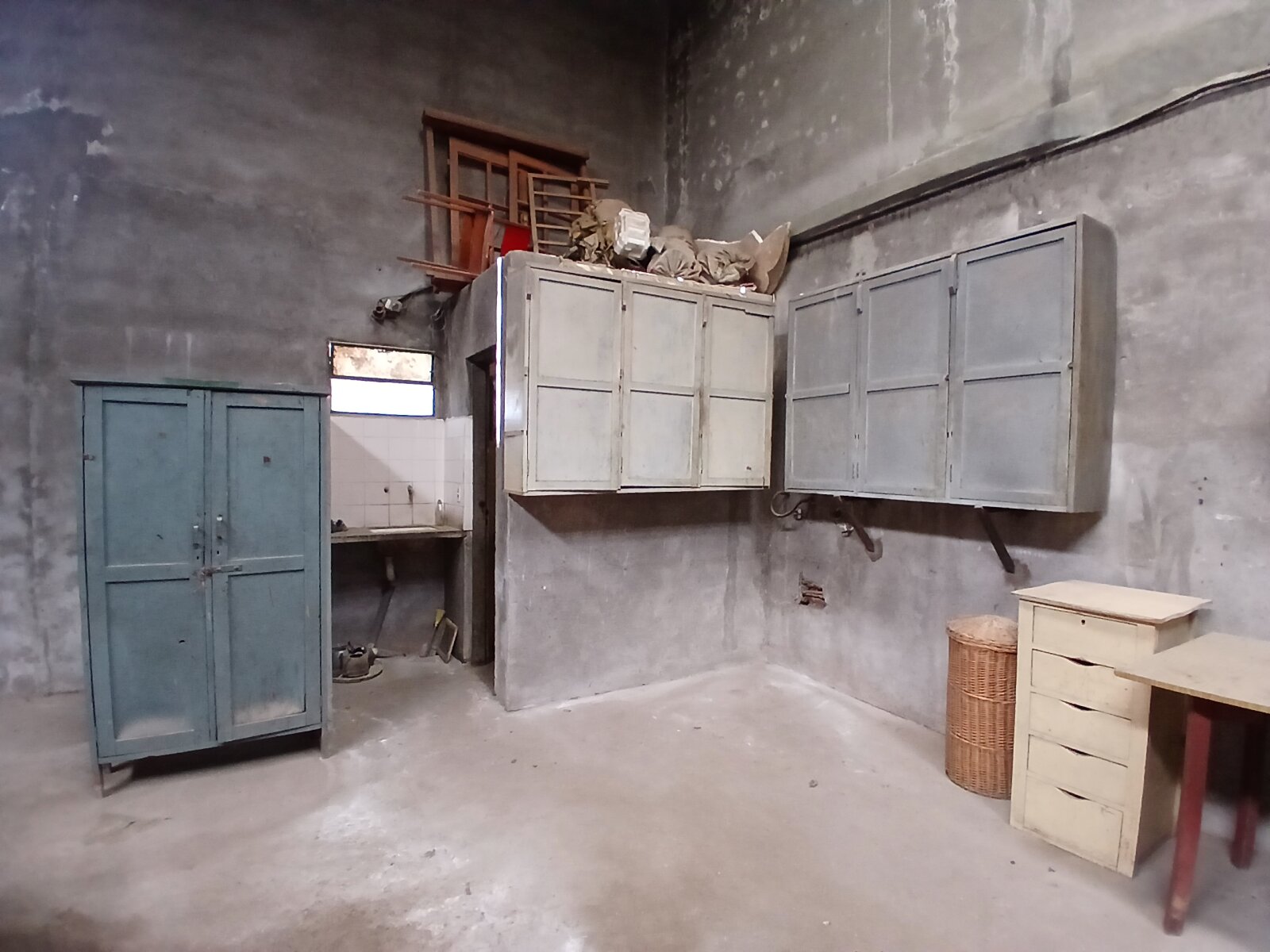 Galpon en Venta , barrio Los Almendros - 16