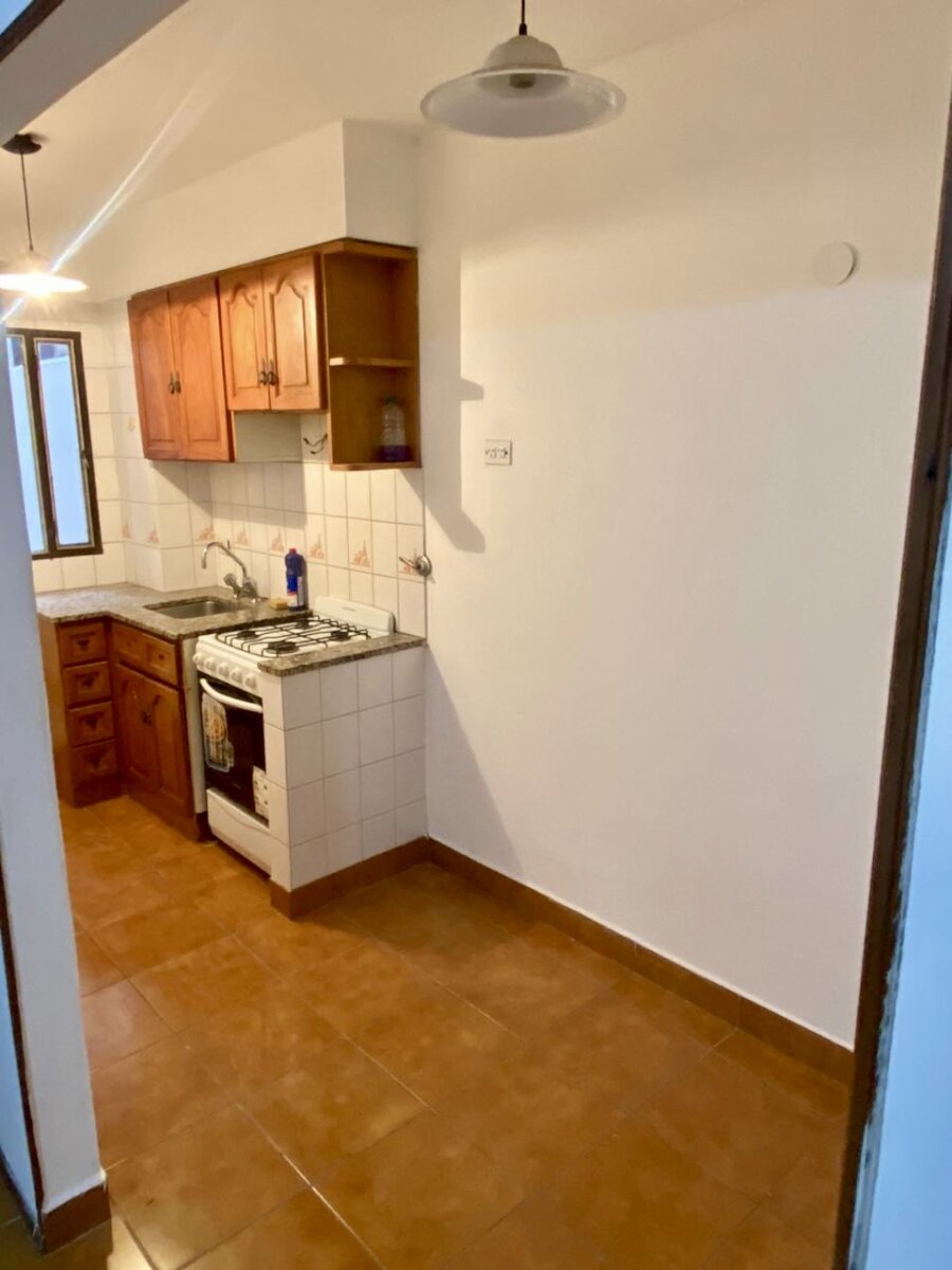 Planta Baja con 2 Patios y 1 Dormitorio. La Sexta. — foto 4