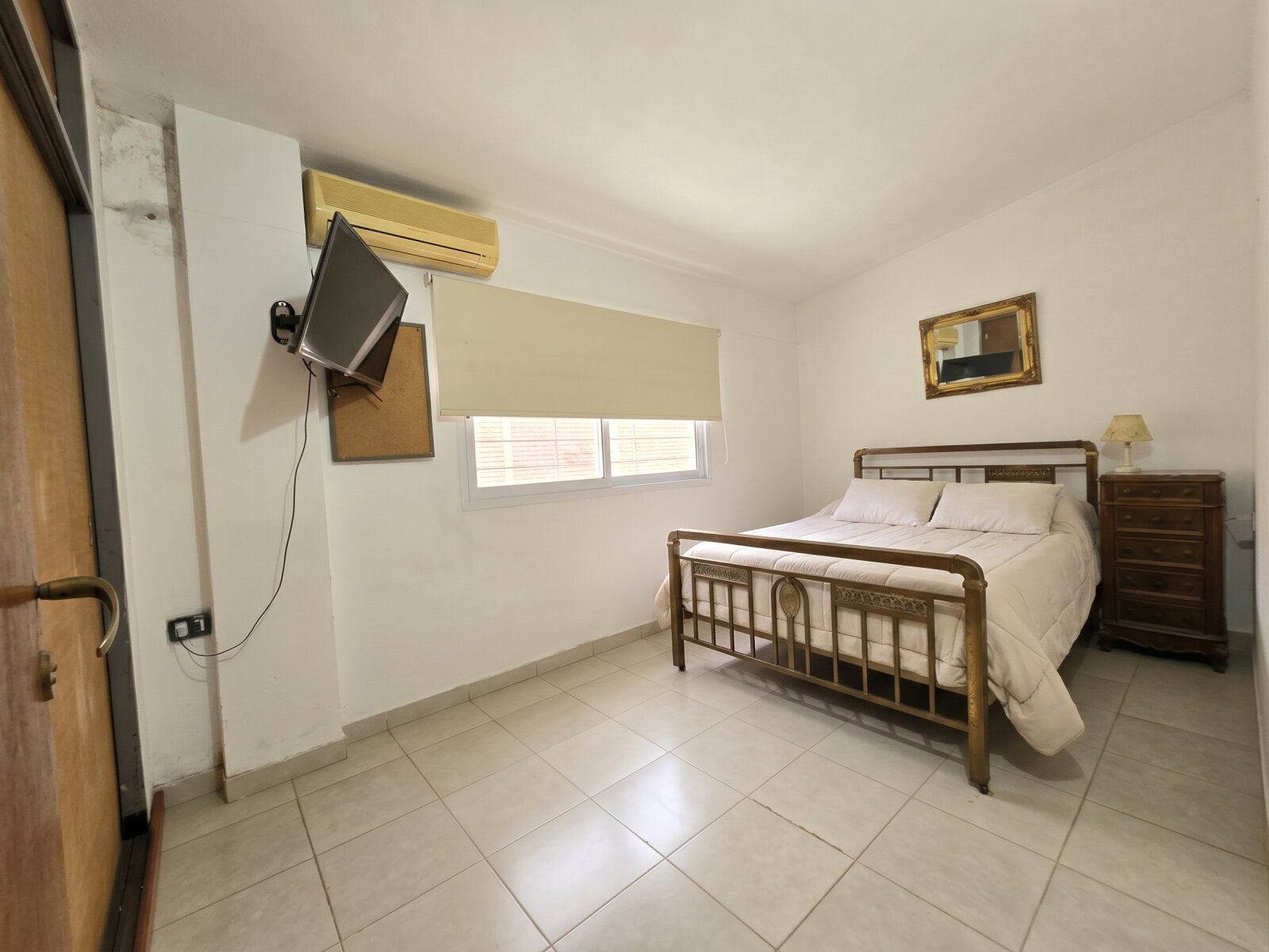 HERMOSA CASA EN PUEBLO ESTHER SOBRE AVENIDA — foto 14