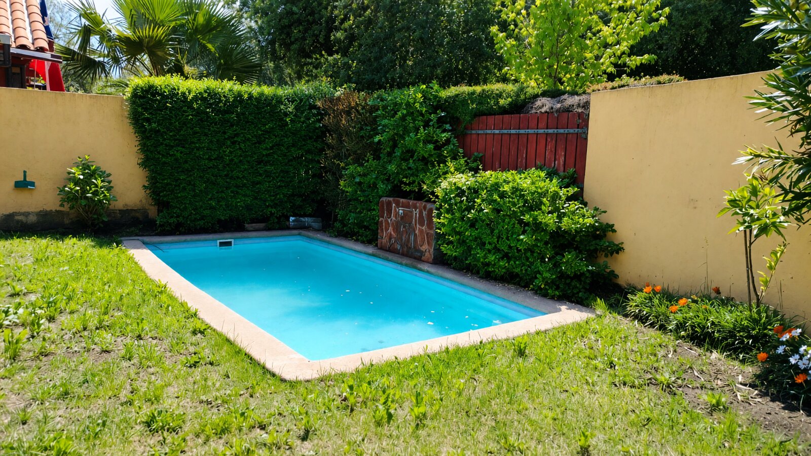 Casa 5D/4B con piscina, quincho y vista cordillera - Las Vizcachas