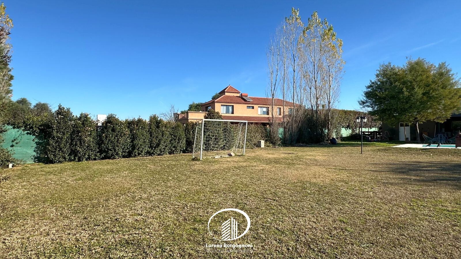 Casa en Venta La Cascada Country Golf -- 3 Dormitorios 2 Baños - 50