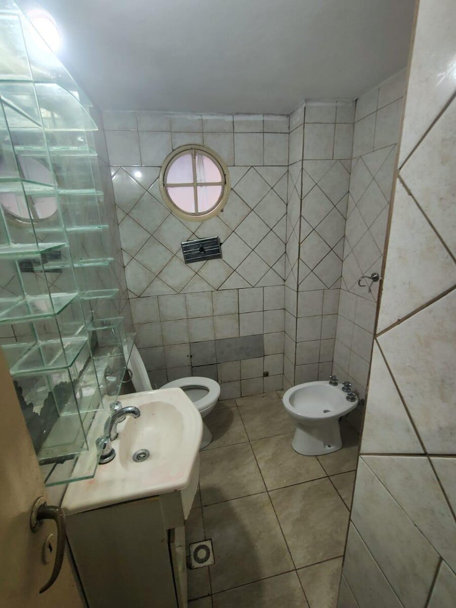 Departamento 3 ambientes con patio en castelar - 21