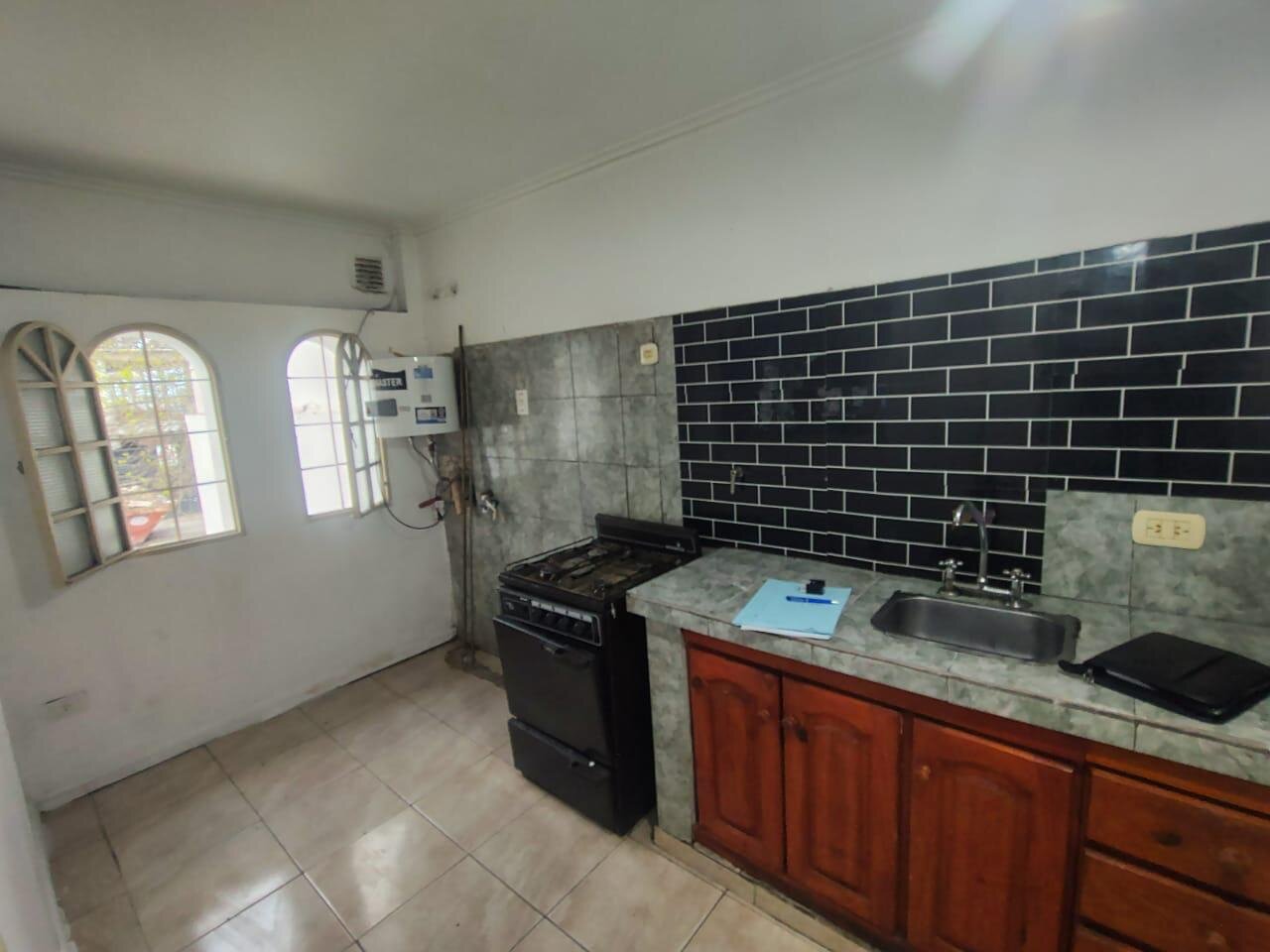 Departamento 3 ambientes con patio en castelar — foto 8